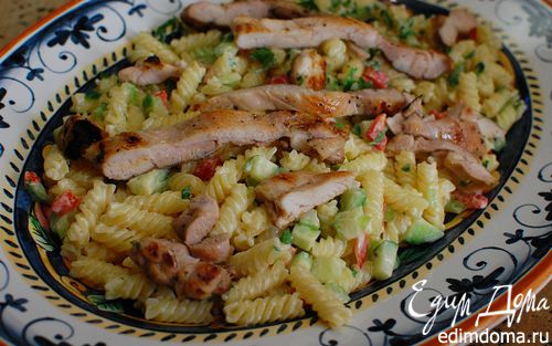 Салат с макаронами и курицей рецепт