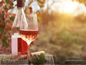 Вино розовое полусухое