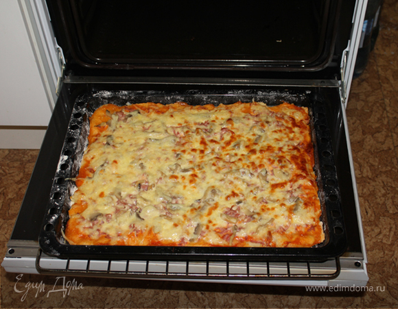 Домашняя пицца в духовке - пошаговый рецепт с фото на Готовим дома