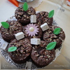 Шоколадные пирожные с орехами макадамия