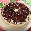Бисквитный торт с вишней и клубничным суфле (Tescoma)