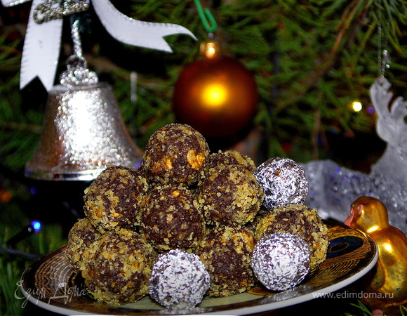Конфеты шоколадные с грецкими орехами и миндальным ликёром
