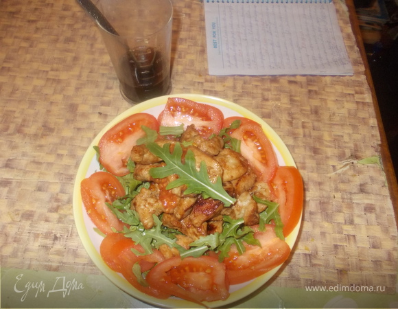Салат с рукколой, помидорами и курицей - быстрый рецепт с пошаговыми фото