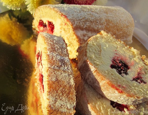 Бисквитный рулет с масляным кремом - пошаговый рецепт с фото на taimyr-expo.ru