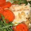 Сибас, запеченный с грибами и морковью