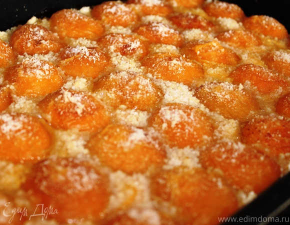 Творожно-абрикосовый пирог ("Юлия, с днем рождения!")