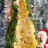 Закусочный торт «Новогодняя елка» из профитролей и сливочного крем-мусса с семгой