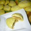 Картофельные пирожки с начинкой из квашеной капусты