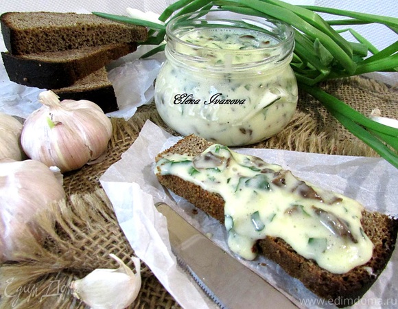 Плавленный сыр с грибами и зеленью