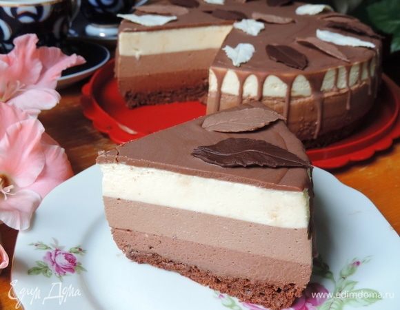 Торт «Три шоколада», пошаговый рецепт на 7909 ккал, фото, ингредиенты -  Natali
