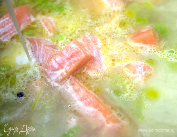 Рыбный суп из лосося