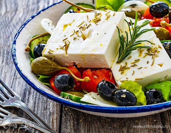 8 вкусных салатов с сыром