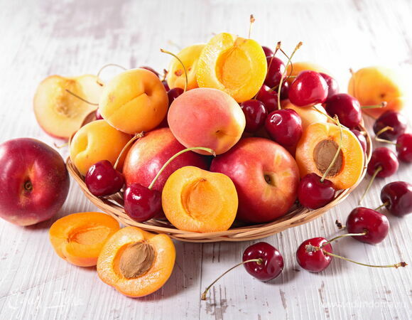 Нутрициолог рассказала, почему нельзя наедаться фруктами впрок