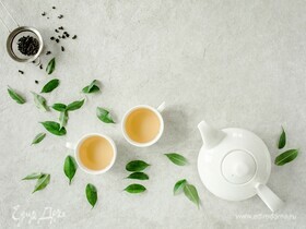 Диетолог назвала белый чай напитком долголетия: подробности