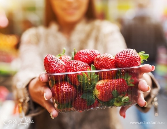 Есть ли польза в несезонных ягодах и фруктах? Ответила врач