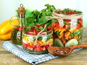 И вкус, и польза, и эстетика: как приготовить салат в банке для пикника