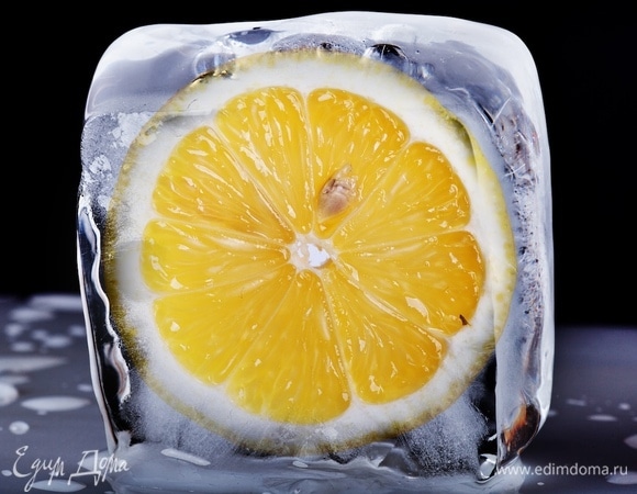 Для чего опытные хозяйки замораживают лимон и советуют всем так делать? Вот их секрет