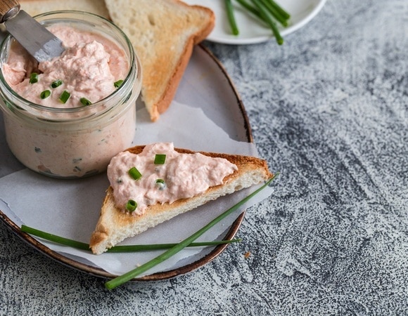 "Вкусно и полезно": готовим особую пасту из творога — быстрый и полезный завтрак