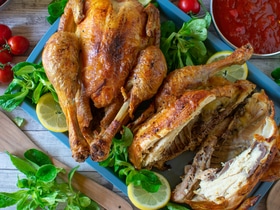 Почему у жареной курицы темнеет мясо и стоит ли этого бояться?