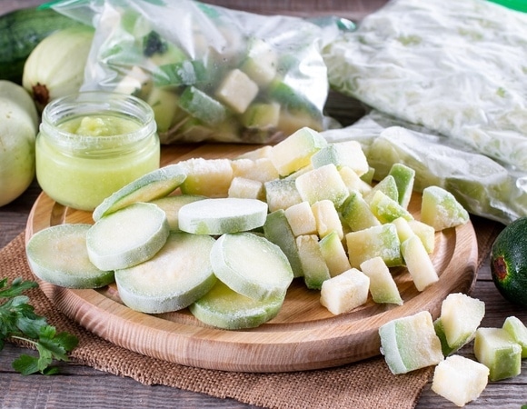 Как замораживать кабачки, чтобы они не превращали в кашу — вот подходящий вариант Как замораживать кабачки, чтобы они не превращали в кашу — вот подходящий вариант