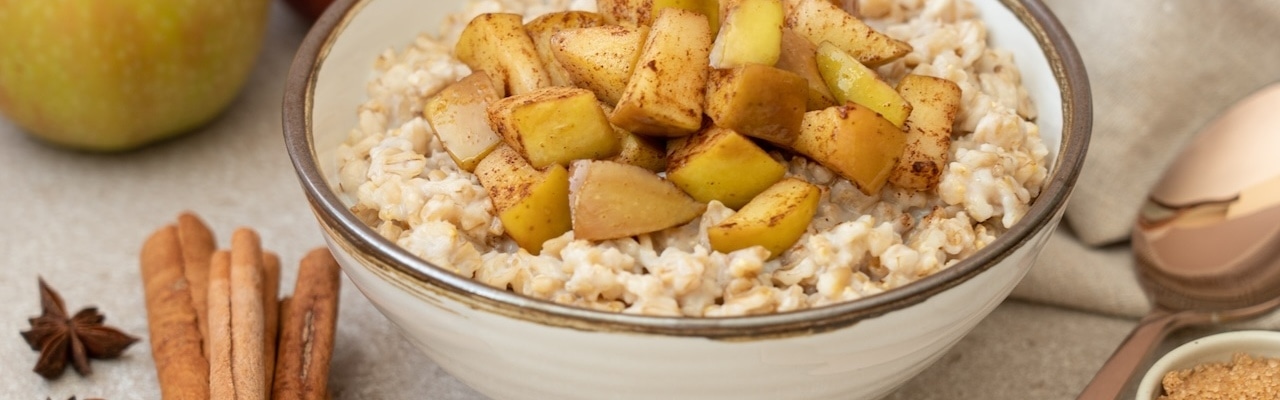 В Роспотребнадзоре рассказали, кому будет особенно полезна овсянка