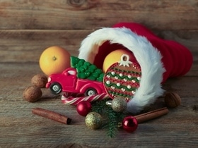 "Различать вкусное и полезное": какие сладости лучше убрать из детского подарка и что добавить вместо них "Различать вкусное и полезное": какие сладости лучше убрать из детского подарка и что добавить вместо них