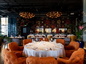 Куда сходить в Москве прямо сейчас: 12 новых ресторанов и баров — от шашлычной и бильярдной до охотничьего шале Куда сходить в Москве прямо сейчас: 12 новых ресторанов и баров — от шашлычной и бильярдной до охотничьего шале