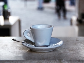 Напиток со смыслом: 10 декабря отмечается День "подвешенного кофе" Напиток со смыслом: 10 декабря отмечается День "подвешенного кофе"