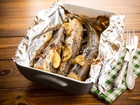 Еда опять прилипла к фольге? Шеф-повар объяснила, как избавиться от этой досадной напасти