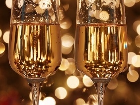 Как распознать некачественное шампанское: слушаем шепот пузырьков