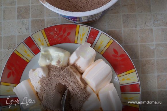 Из машмеллоу сделать мастику, добавив в пудру какао (для цвета). Поставить в холодильник на 30 минут. Мастика:http://www.edimdoma.ru/recipes/3051 Только я масло не добавляю.