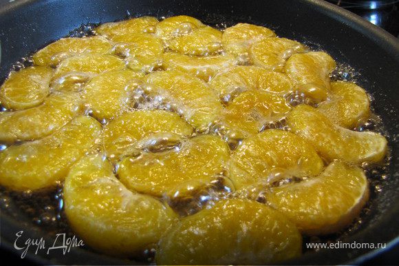 Томим мандарины в сиропе на медленном огне 15 минут