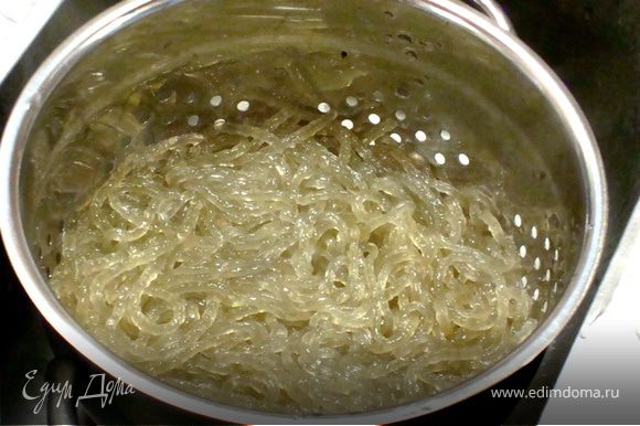 Жареная рисовая лапша с мясом (Чаомифэнь) рецепт с фото