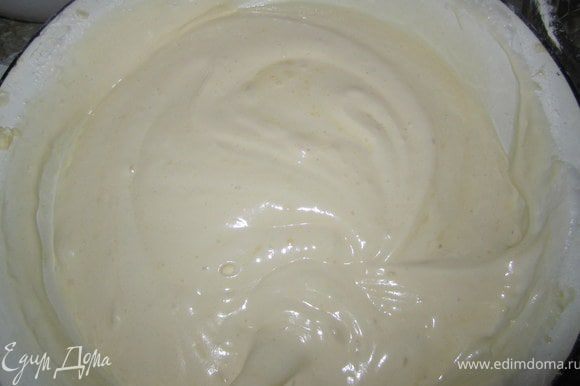 Приготовить бисквит на 10 яиц по рецепту http://www.edimdoma.ru/recipes/20733