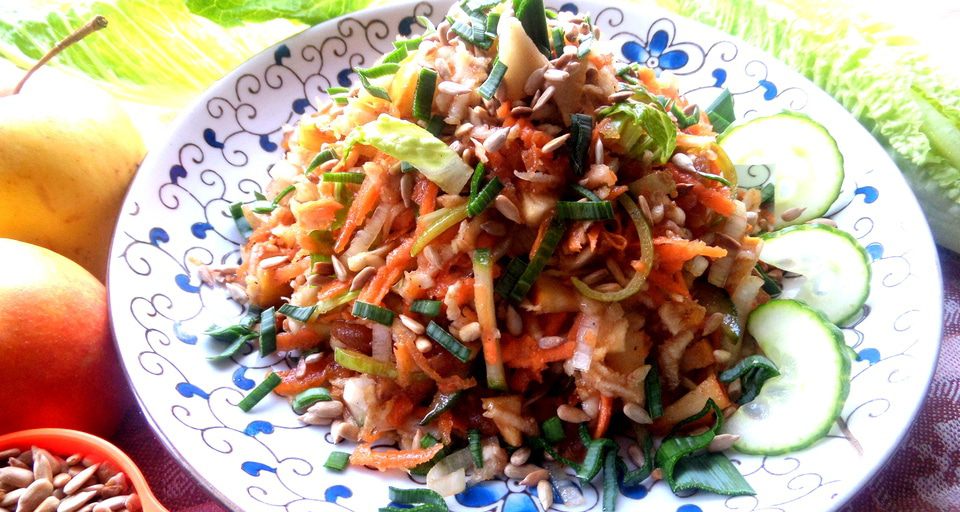 Чесночный салат Подсолнух с семечками, рецепт с фото и видео — slep-kostroma.ru