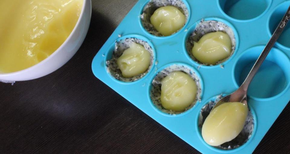 Маковые конфеты с лимонным курдом — Пошаговый рецепт приготовления с ...