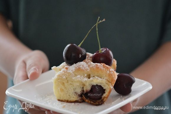 Очень вкусный и нежный пирог. Дети были в восторге.