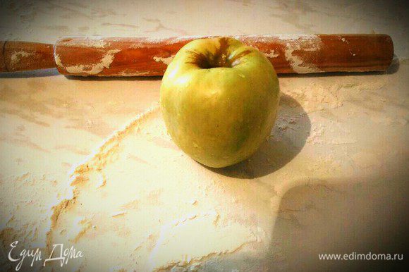 Яблочный: будем использовать антоновку — царицу поздних сортов яблок.