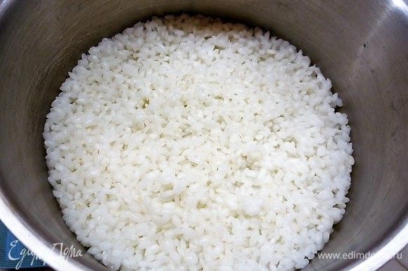 Вот такой белоснежный и рассыпчатый получается рис.