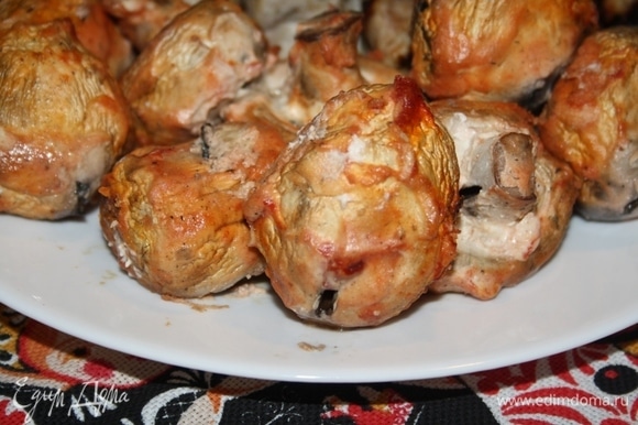 Шампиньоны жареные на сковороде со сметаной - пошаговый рецепт с фото на Готовим дома