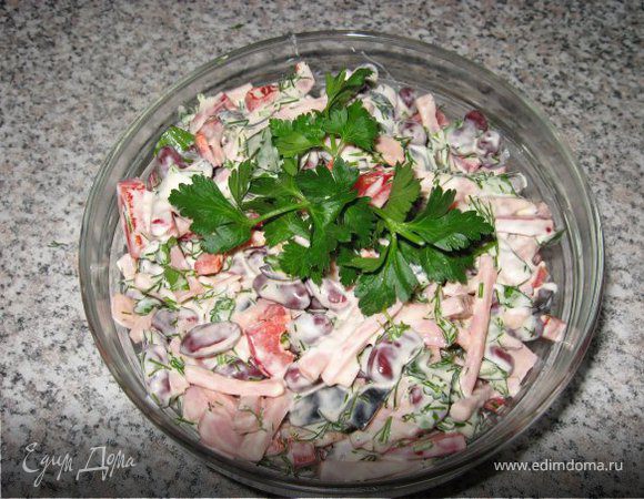 Рецепт салата с фасолью и ветчиной