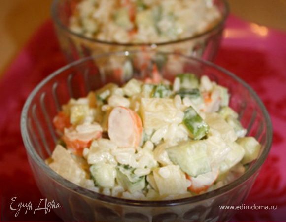 Салат «Снежинка» с рисом и креветками