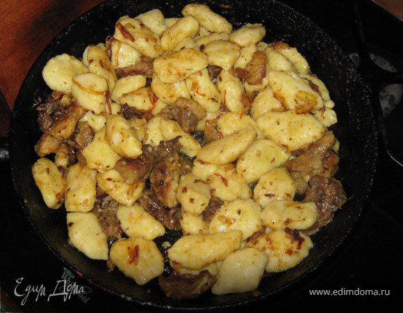 Способ приготовления картофельных клёцок с мясом