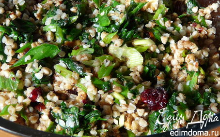 Рецепт Пикантный салат с гречкой и клюквой