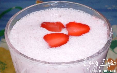 Рецепт Молочный клубничный коктейль