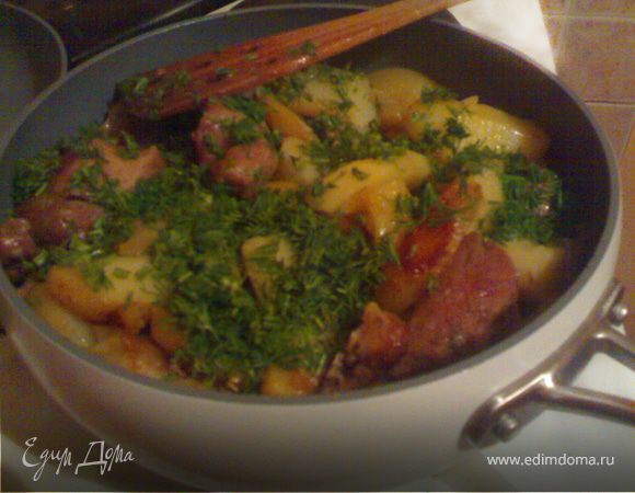 Вариант 1: Свинина с картошкой на сковороде - классический рецепт