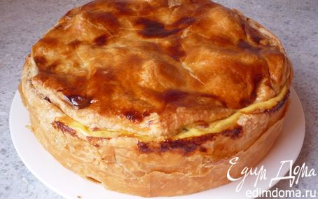 Рецепт Закрытый пирог из слоеного теста с картофелем, перцем и копченым окороком