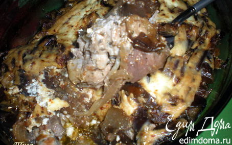 Рецепт Свинина под баклажанами с черносливом