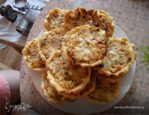 Тарталетки с курицей, грибами и оливками - пошаговый рецепт