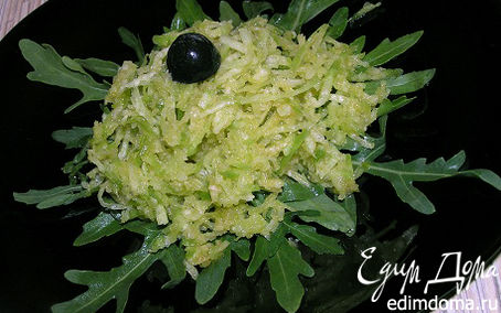 Рецепт Салат из зеленой редьки с рукколой